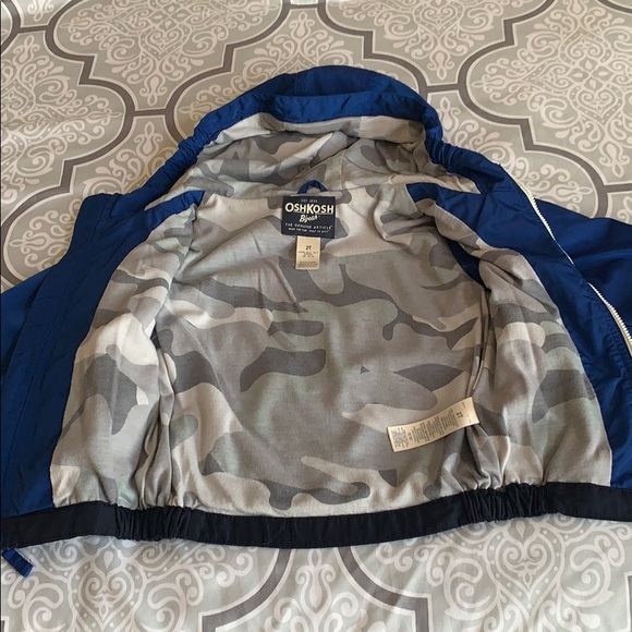 🌧 OshKosh Jacket 🌧 - Picture 7 of 7